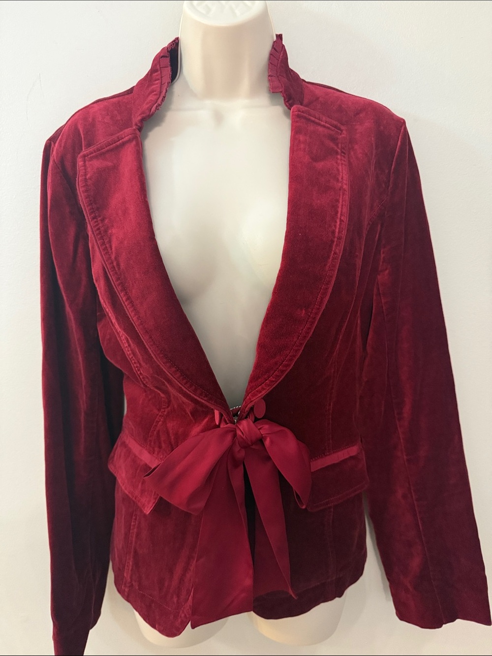 White House Black Market Cranberry Velvet Tie-Waist Blazer Size 10